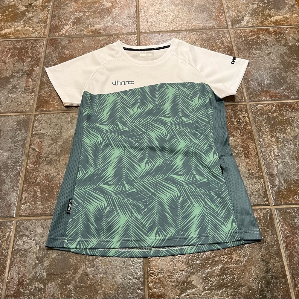 DHaRCO Floral Jersey ✨